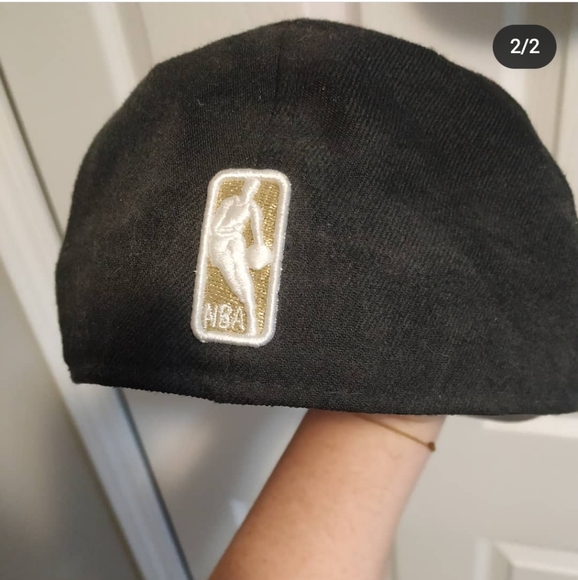 🤍Toronto Raptors flat brim hat - Picture 2 of 2